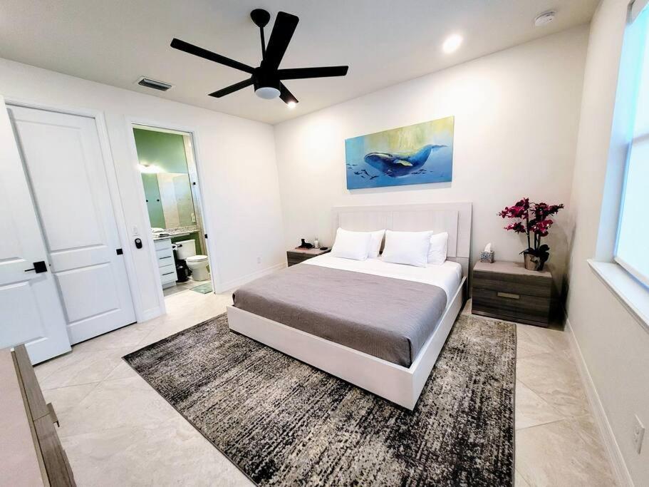 Blue Door Retreat - Luxury Pool Home - Sleeps 8 珊瑚角 外观 照片