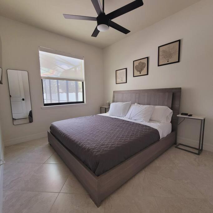 Blue Door Retreat - Luxury Pool Home - Sleeps 8 珊瑚角 外观 照片