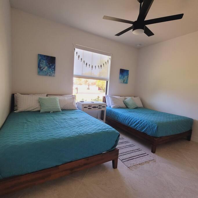 Blue Door Retreat - Luxury Pool Home - Sleeps 8 珊瑚角 外观 照片
