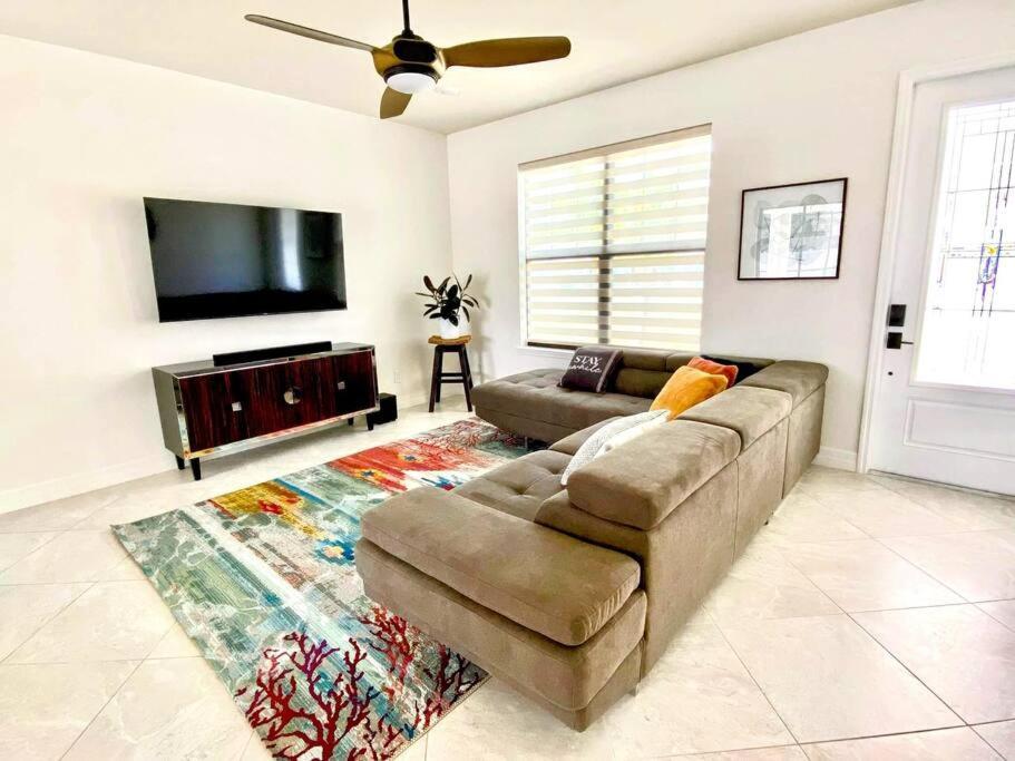 Blue Door Retreat - Luxury Pool Home - Sleeps 8 珊瑚角 外观 照片